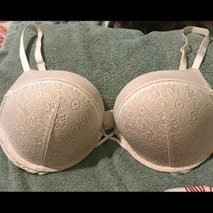 Victoria’s Secret Bombshell Push-up Bra